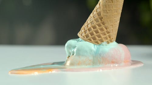 有关乳制品, 冰淇淋, 冰淇淋甜筒的免费素材视频