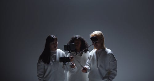 有关多样化, 手机, 握住的免费素材视频