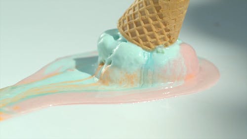 有关乳制品, 冰淇淋, 冰淇淋甜筒的免费素材视频