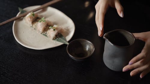 有关中国菜, 亚洲食品, 倾注的免费素材视频