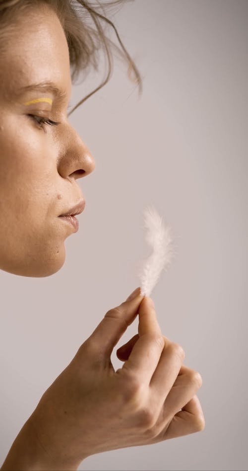 有关侧面图, 吹, 垂直视频的免费素材视频