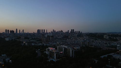 有关傍晚天空, 城市, 建筑的免费素材视频