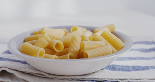 有关rigatoni, 成分, 炊具的免费素材视频