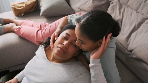 有关＃室内, 休息, 倚的免费素材视频