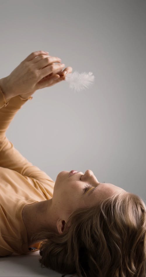 有关＃室内, slowmo, 中等特写的免费素材视频