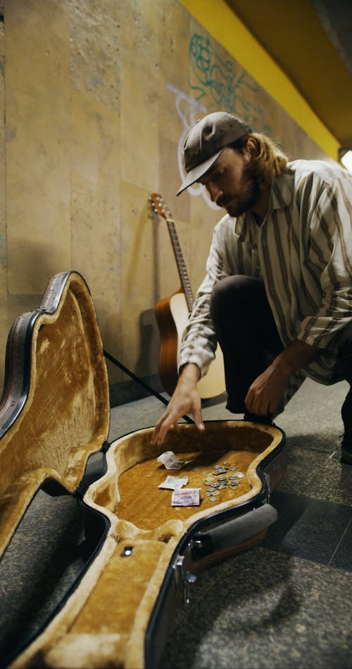 有关人, 家伙, 原声吉他的免费素材视频