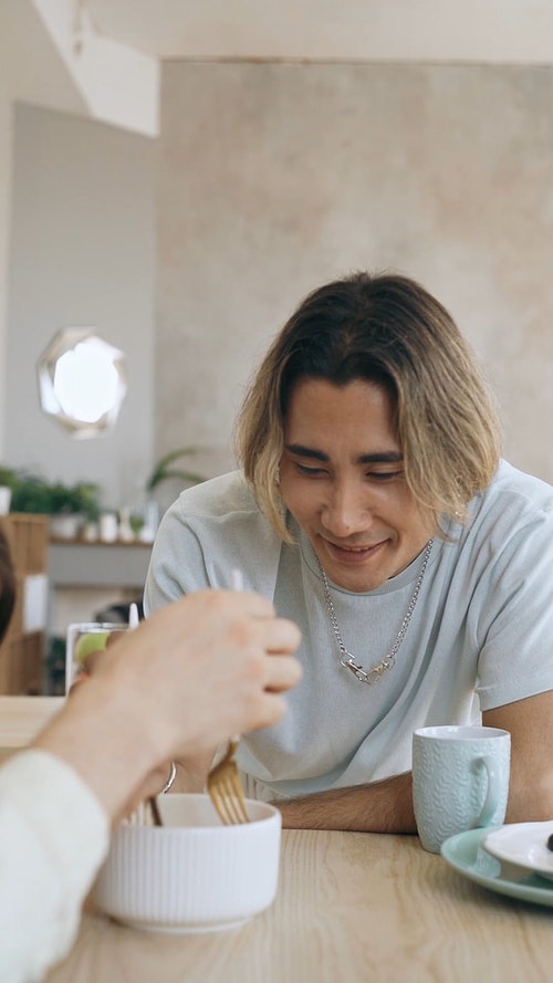 有关一起,关系,吃的免费素材视频