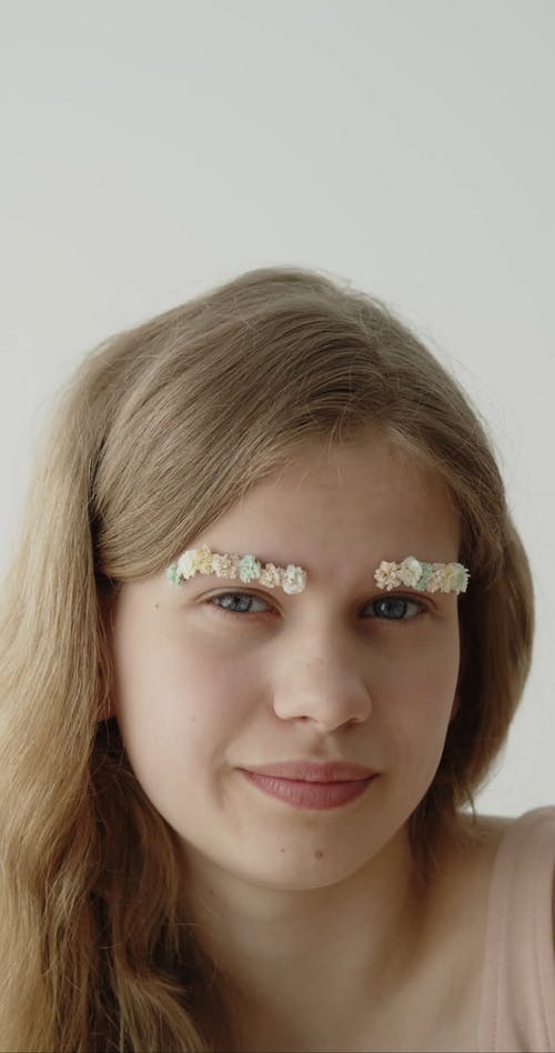 有关光鲜亮丽, 垂直视频, 大笑的免费素材视频