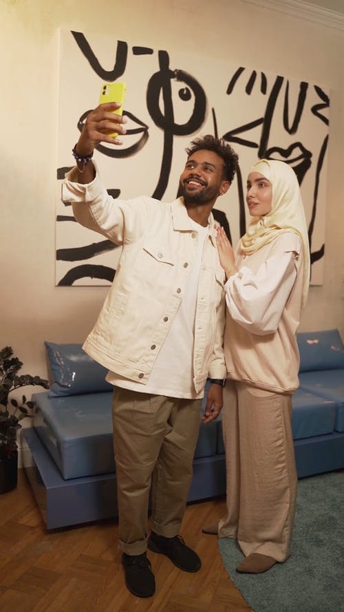 有关一对, 人, 在家的免费素材视频