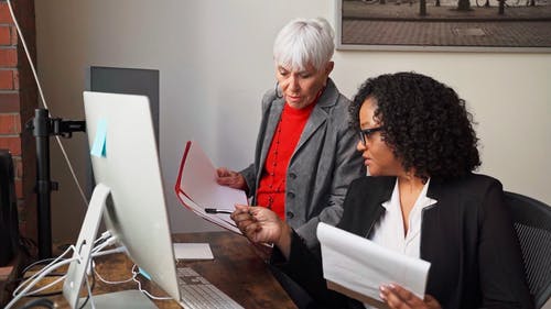 有关商业, 女性, 报告的免费素材视频