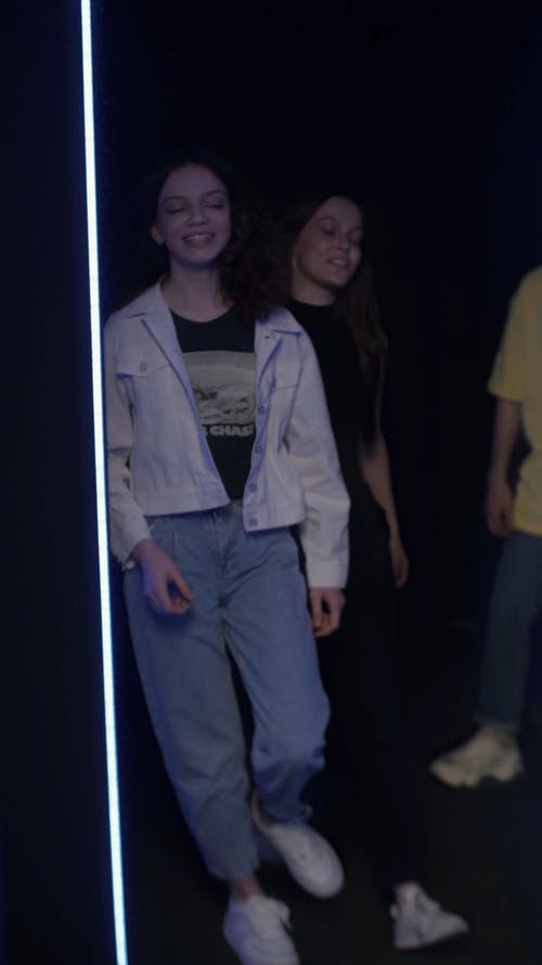 有关一起, 垂直视频, 多样化的免费素材视频