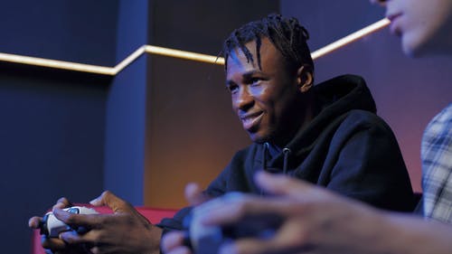 有关坐, 娱乐, 打电动游戏的免费素材视频