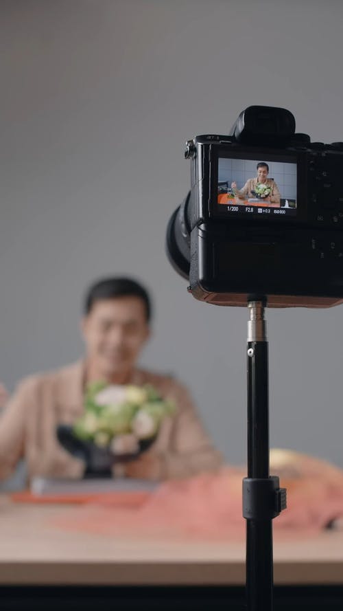 有关垂直视频, 室内, 模糊的背景的免费素材视频