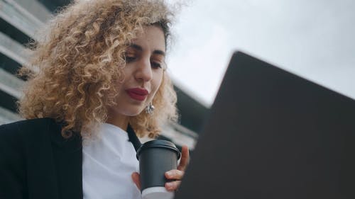 有关咖啡, 喝, 女人的免费素材视频