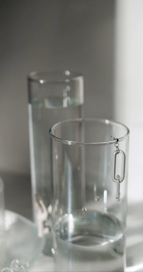 有关垂直视频, 杯, 水的免费素材视频