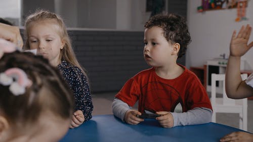 有关＃室内, 人, 儿童的免费素材视频