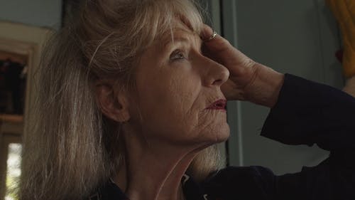 有关伤害, 凌乱的头发, 化妆的免费素材视频