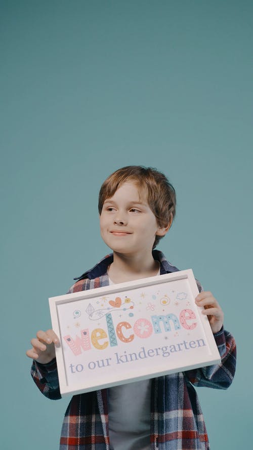 有关回到学校, 垂直视频, 学生的免费素材视频