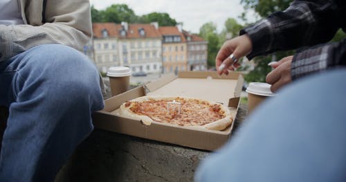 有关一起, 可口的, 吃披萨的免费素材视频