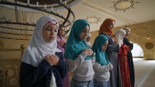 有关围巾, 女性, 孩子的免费素材视频