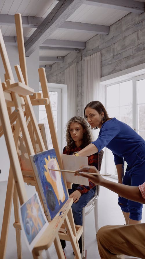 有关＃室内, 刷子, 哀思的免费素材视频