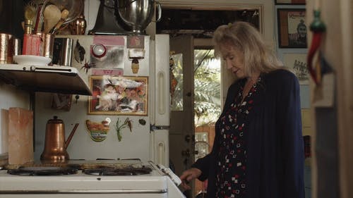 有关女人, 厨房, 煤气灶的免费素材视频