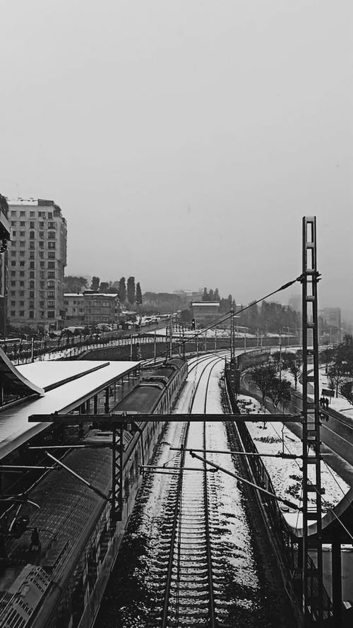 有关下雪, 下雪的, 公共交通工具的免费素材视频