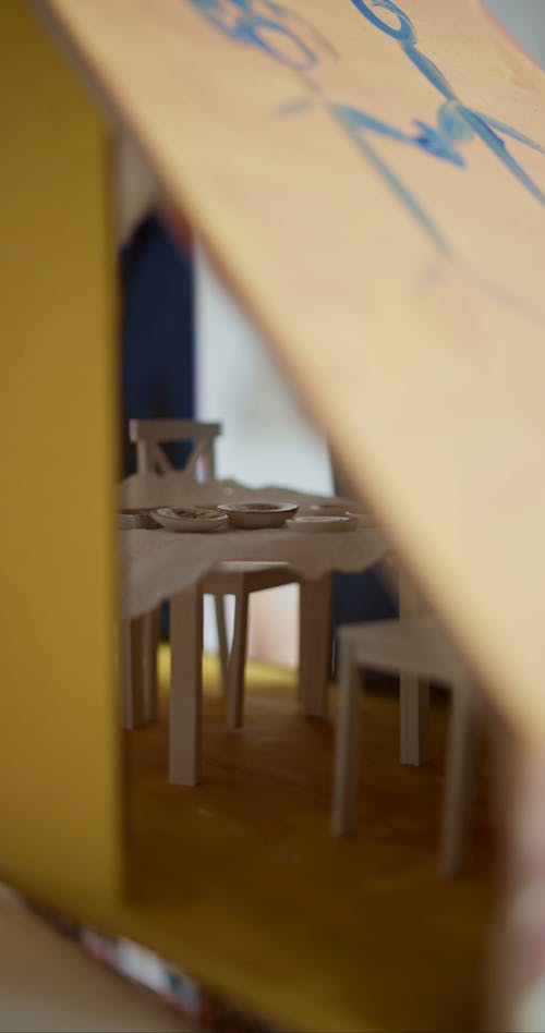 有关上漆的, 儿童, 垂直视频的免费素材视频