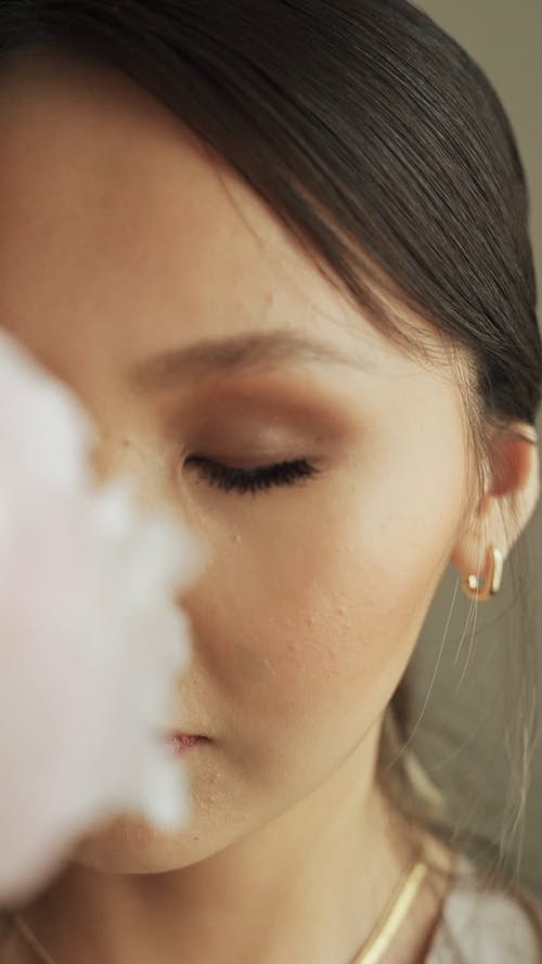 有关优雅, 半张脸, 垂直视频的免费素材视频