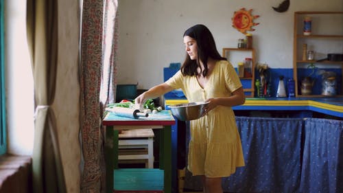 有关女人, 厨房, 成分的免费素材视频