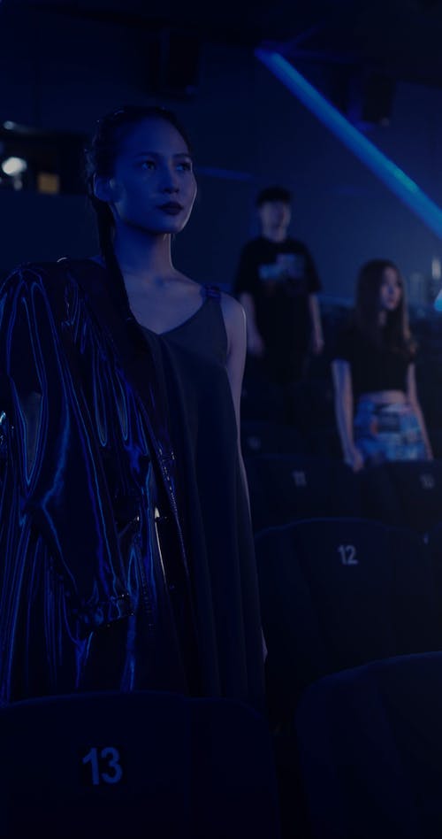 有关人, 垂直视频, 女性的免费素材视频