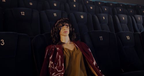 有关人, 假人, 坐的免费素材视频