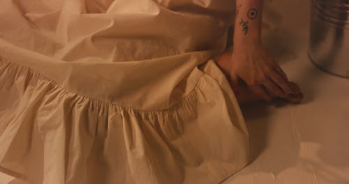 有关倾注, 喝, 坛子的免费素材视频