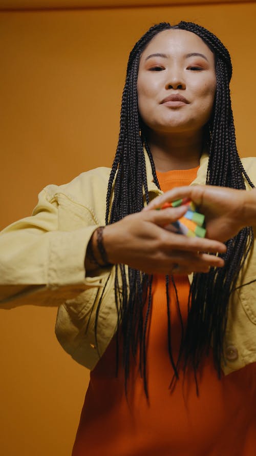 有关orange_background, 低角度视图, 垂直视频的免费素材视频