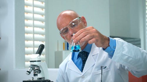 有关人, 分析, 化学反应的免费素材视频