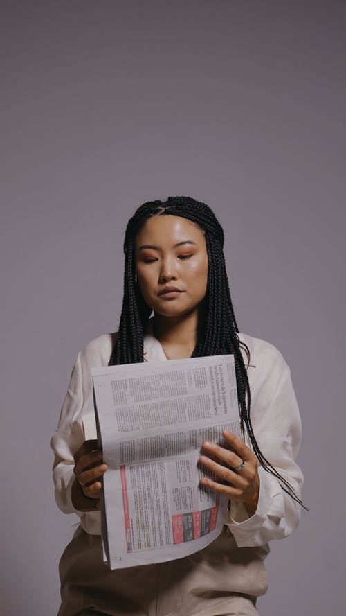 有关＃室内, 哀思, 严肃的免费素材视频