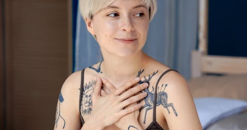 有关人体艺术, 刺青的, 女人的免费素材视频