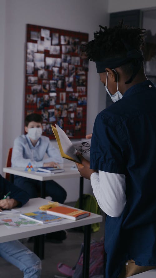 有关covid-19, 口罩, 同学的免费素材视频