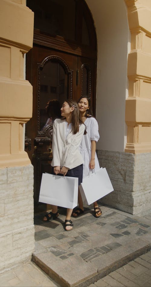 有关@户外, 全景, 前门的免费素材视频