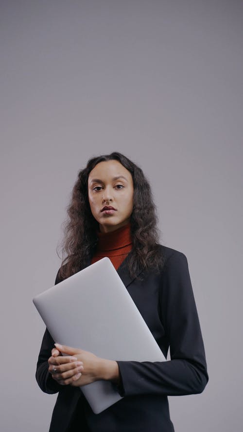 有关上班服, 人, 垂直视频的免费素材视频