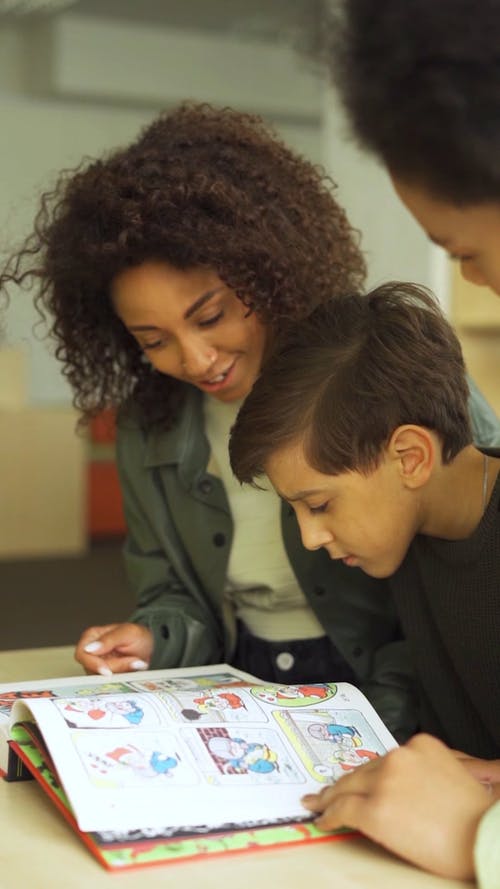 有关一对, 一起, 儿童的免费素材视频