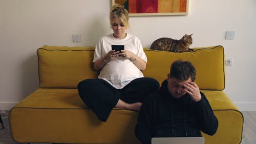 有关人, 坐, 女人的免费素材视频