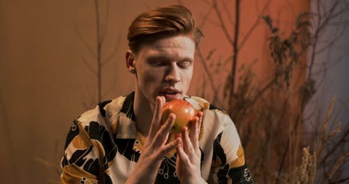 有关人, 握住, 模糊的背景的免费素材视频