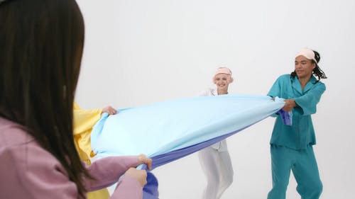 有关室内, 工作室, 微笑的免费素材视频