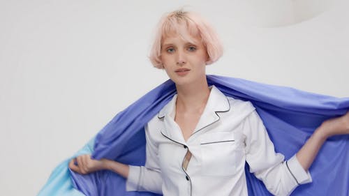 有关室内, 工作室, 摆姿势的免费素材视频