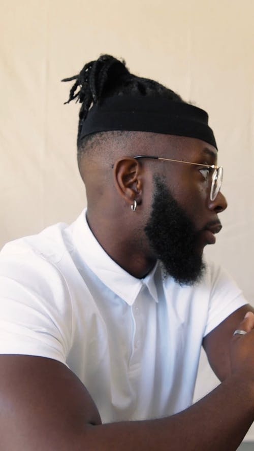 有关侧面图, 修理, 垂直视频的免费素材视频