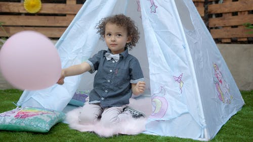 有关小孩, 帐篷, 帐篷的免费素材视频