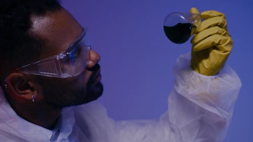 有关个人保护设备, 人, 化学家的免费素材视频