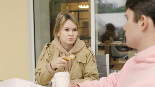 有关一对, 一杯咖啡, 人的免费素材视频