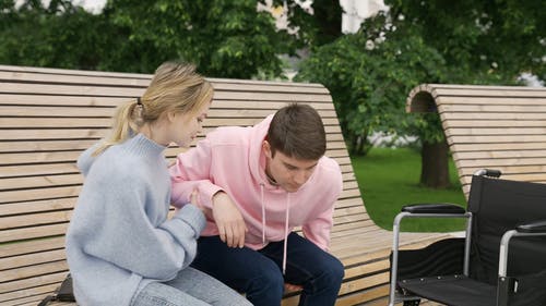 有关一对, 人, 公园的免费素材视频